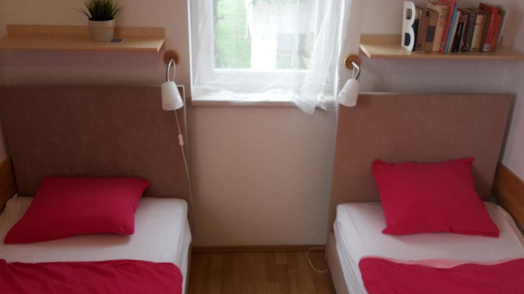 Novigrad Istria Apartments Henc מראה חיצוני תמונה