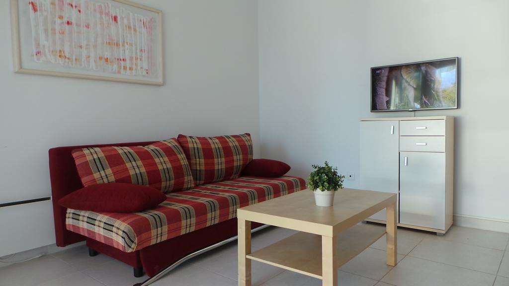 Novigrad Istria Apartments Henc מראה חיצוני תמונה