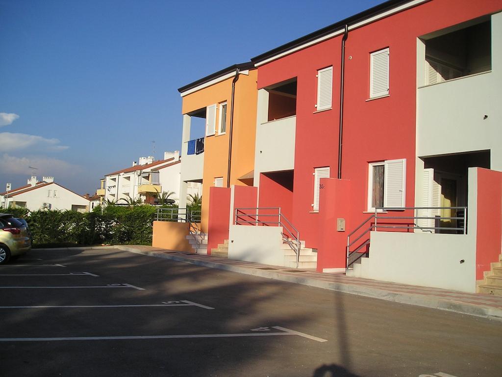 Novigrad Istria Apartments Henc מראה חיצוני תמונה