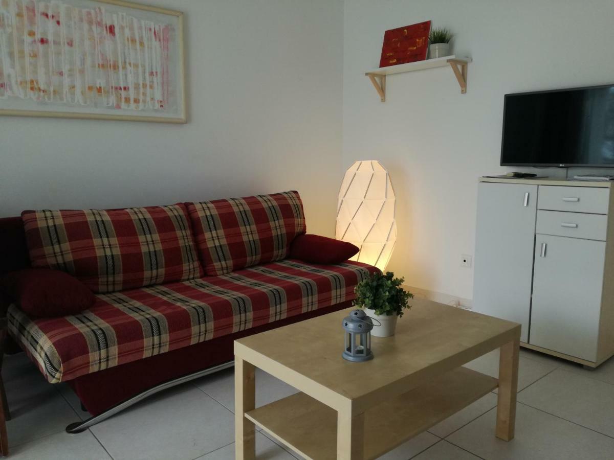 Novigrad Istria Apartments Henc מראה חיצוני תמונה